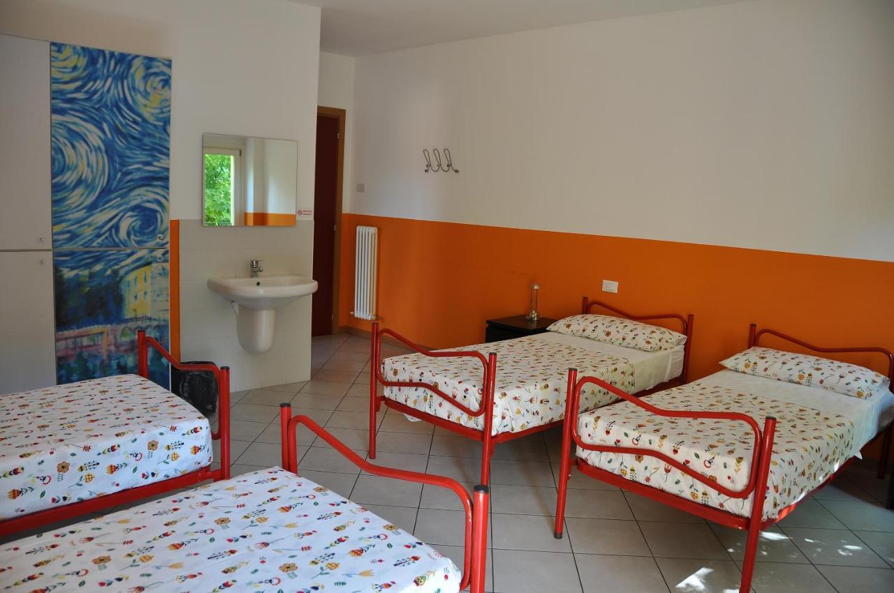 Ostello Residenza Molinatto Oggiono Ngoại thất bức ảnh