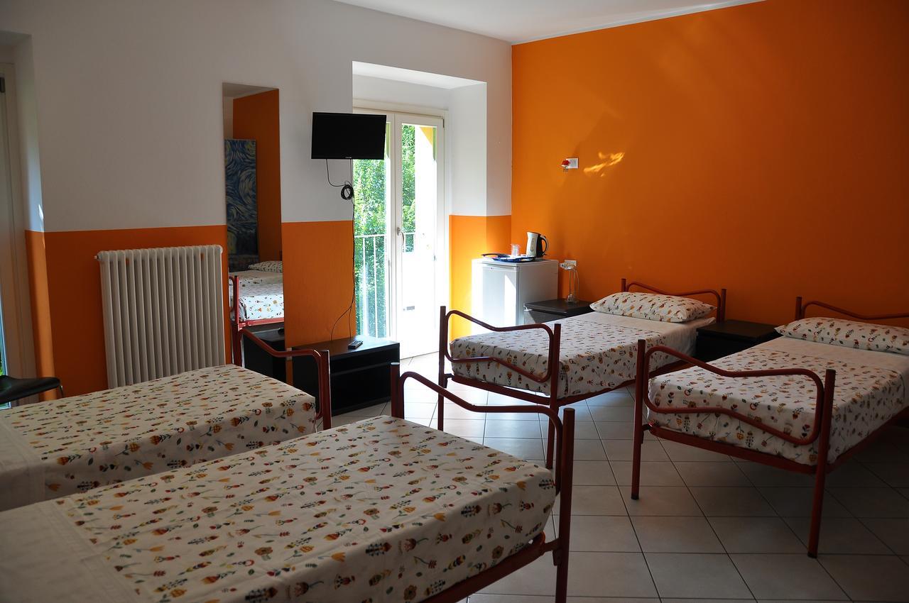 Ostello Residenza Molinatto Oggiono Ngoại thất bức ảnh